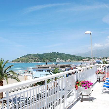 Hotel Villa Eleonora Скаури Екстериор снимка
