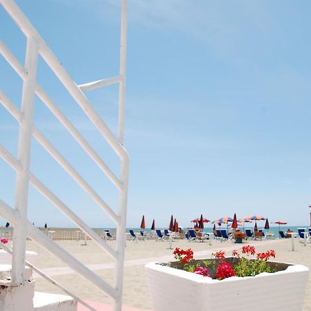 Hotel Villa Eleonora Скаури Екстериор снимка