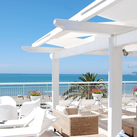 Hotel Villa Eleonora Скаури Екстериор снимка