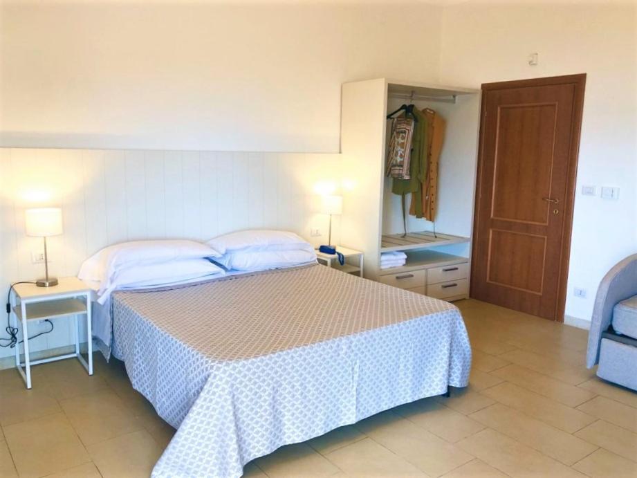 Hotel Villa Eleonora Скаури Екстериор снимка