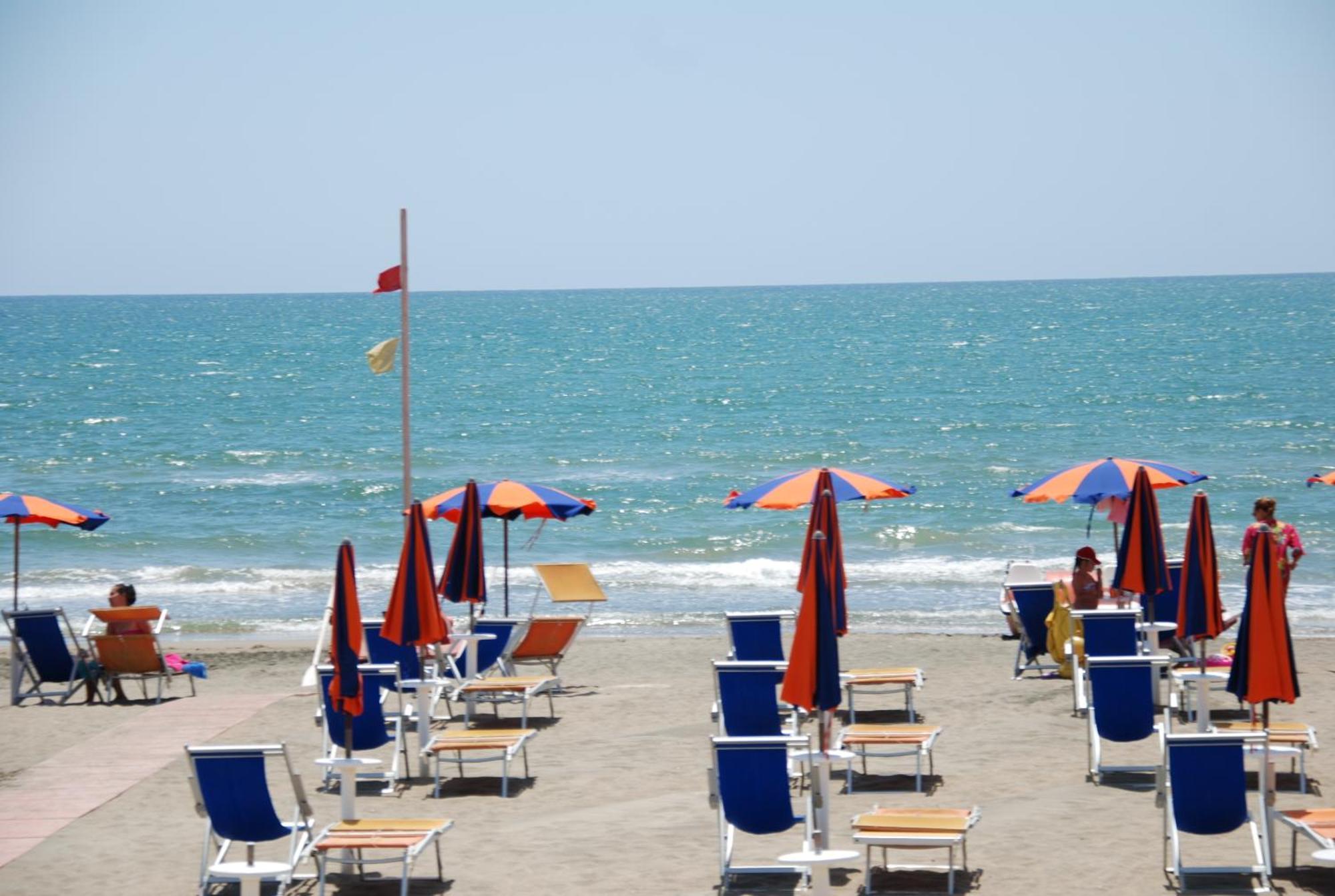 Hotel Villa Eleonora Скаури Екстериор снимка