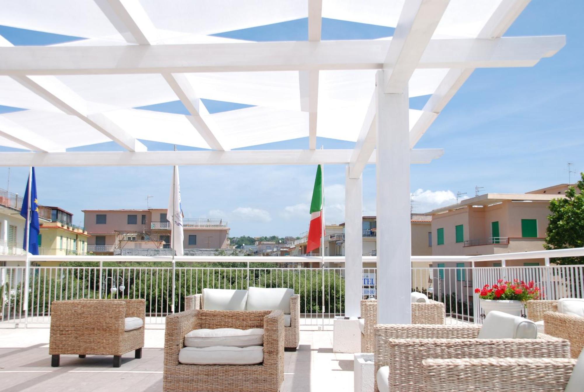 Hotel Villa Eleonora Скаури Екстериор снимка