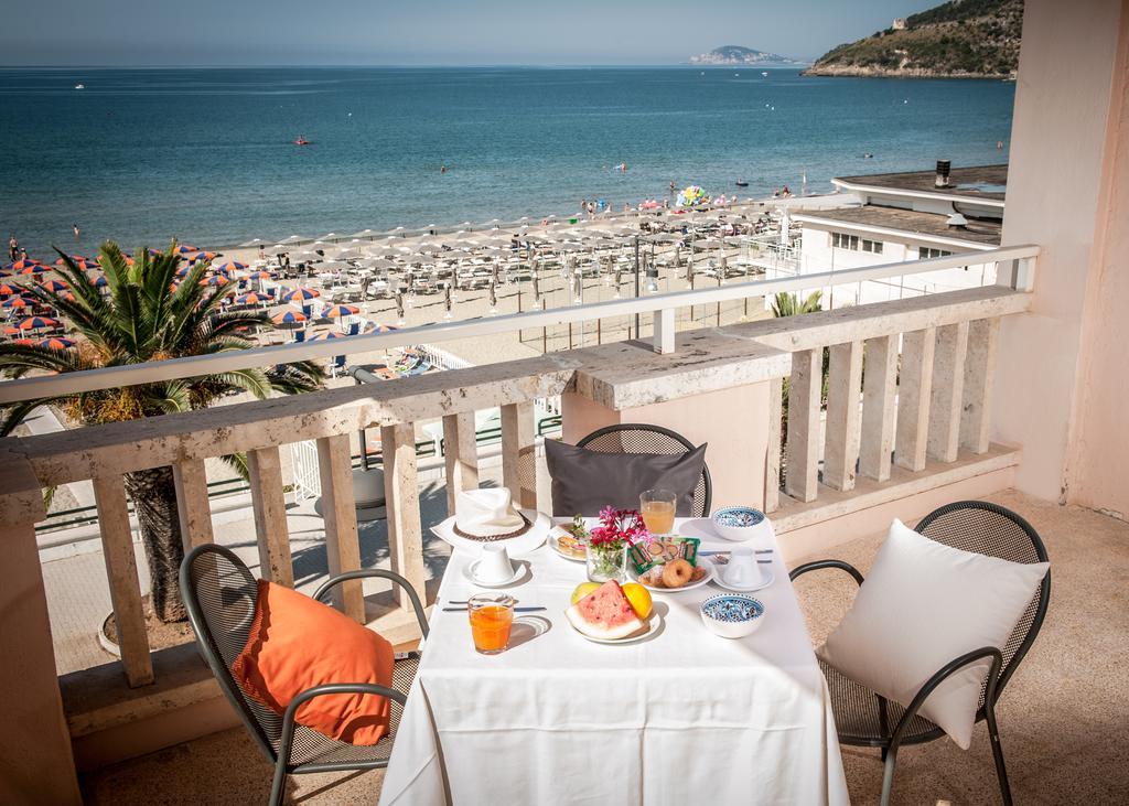 Hotel Villa Eleonora Скаури Екстериор снимка