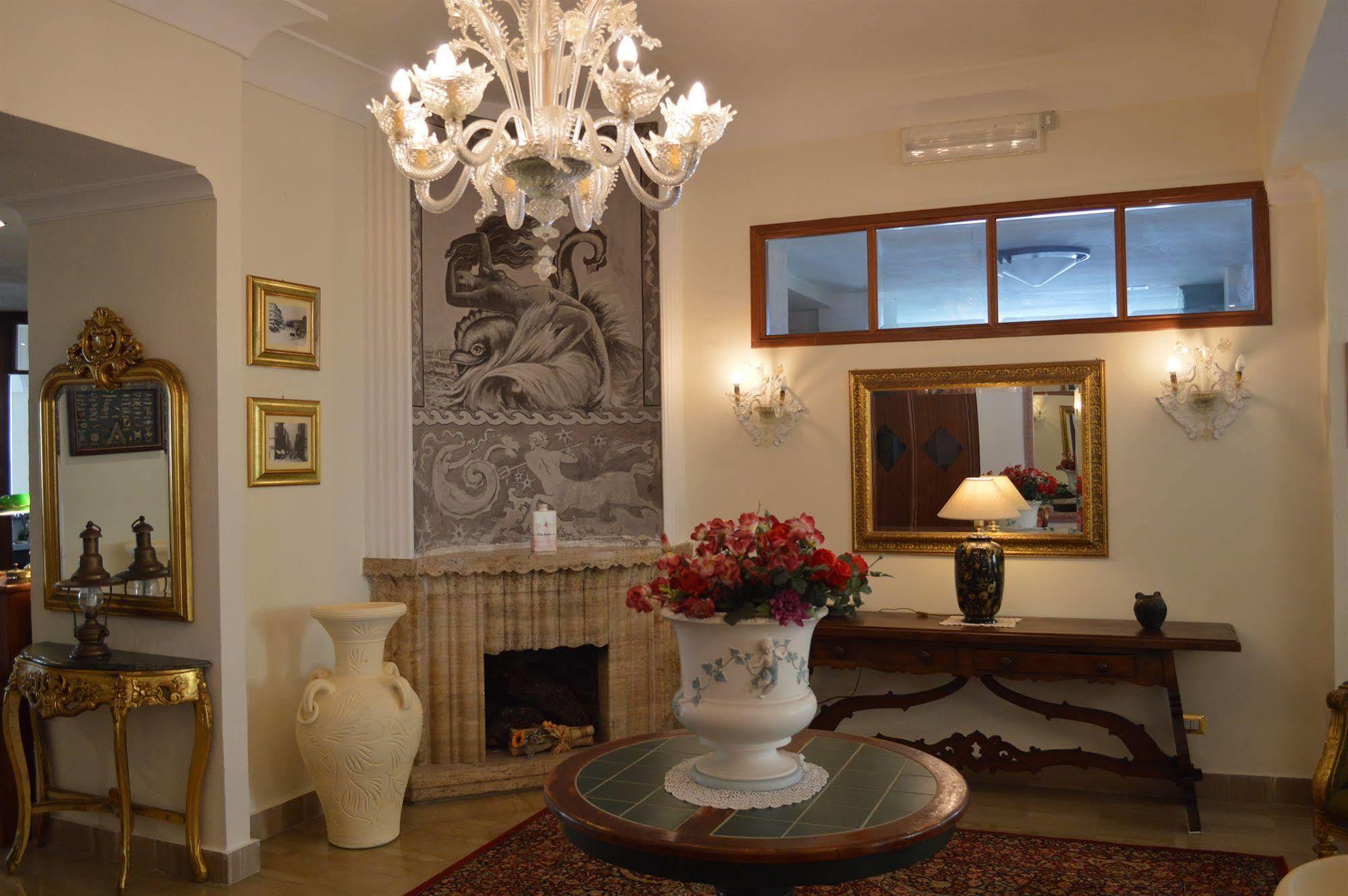 Hotel Villa Eleonora Скаури Екстериор снимка